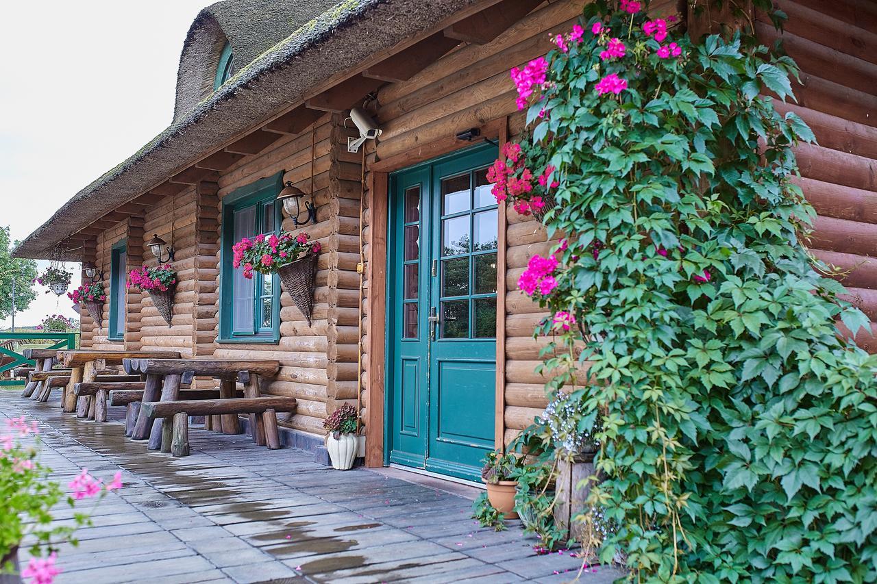 Karczma Biesiadna Bed and Breakfast Dalnia Eksteriør billede